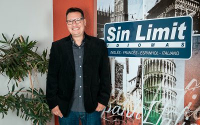 O professor e empreendedor Fábio Agnello Martins, da Sin Limit Idiomas, tem 30 anos de experiência no ensino de idiomas